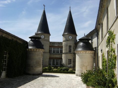 Le comptoir des distilleries de Renault (22 juin 2015)