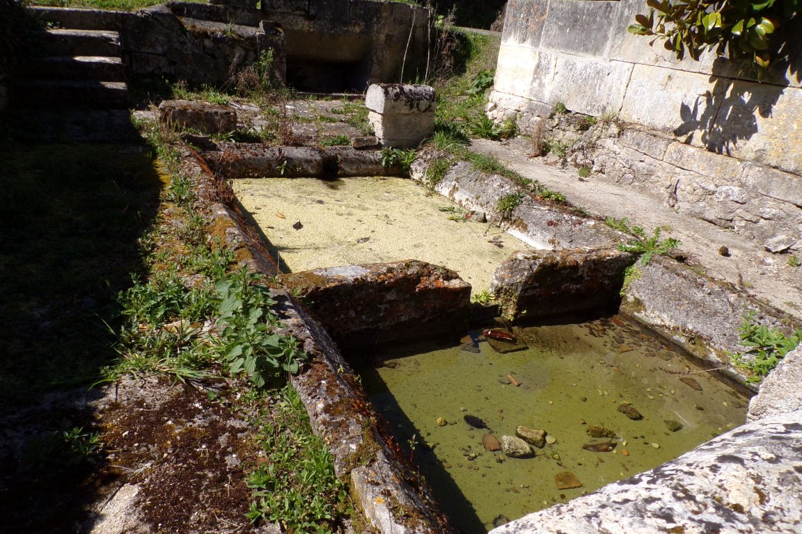 Angeac-Charente - Le lavoir des Bergeries (26 mars 2017)