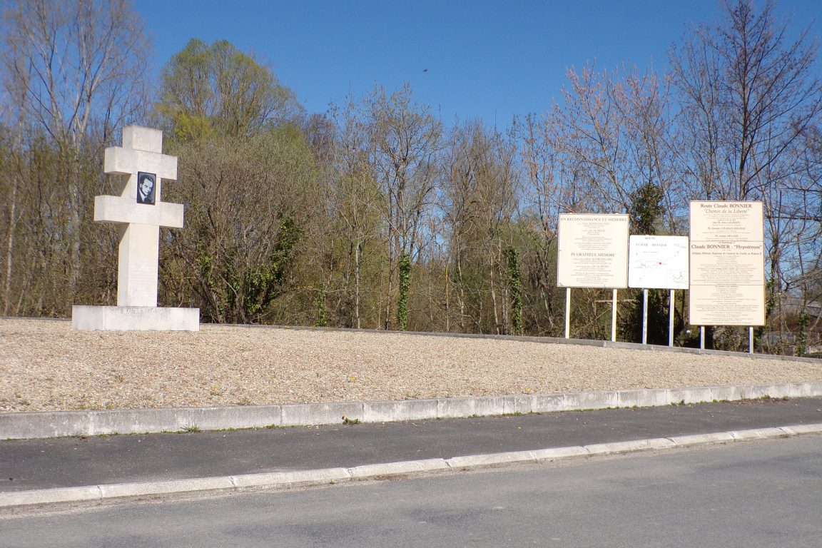 Angeac-Charente - Le mémorial Claude Bonnier (26 mars 2017)