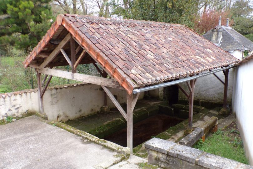 Javrezac - Le lavoir du Bourg (24 mars 2017)