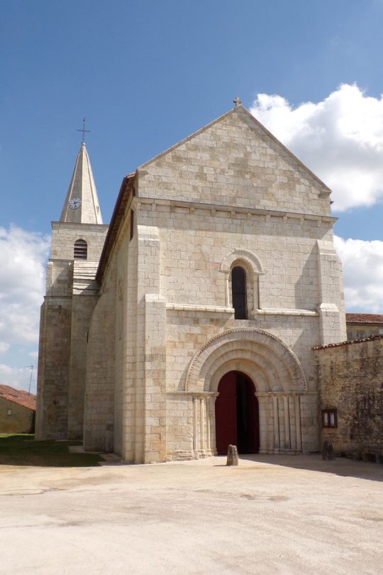 Cherves-Richemont - L'église Saint-Vivien (3 avril 2017)