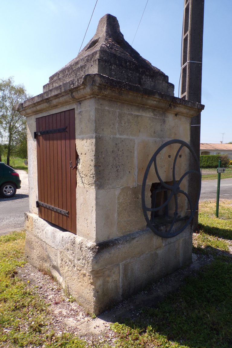 Saint-Sulpice de Cognac - Le puits de chez Jouannais (13 avril 2017)