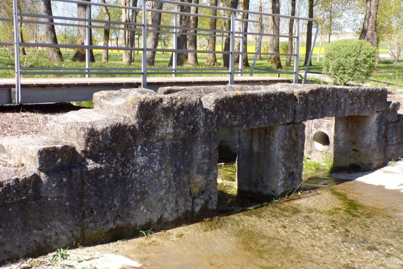 Angeac-Champagne - Les Trois Pierres (7 avril 2017)