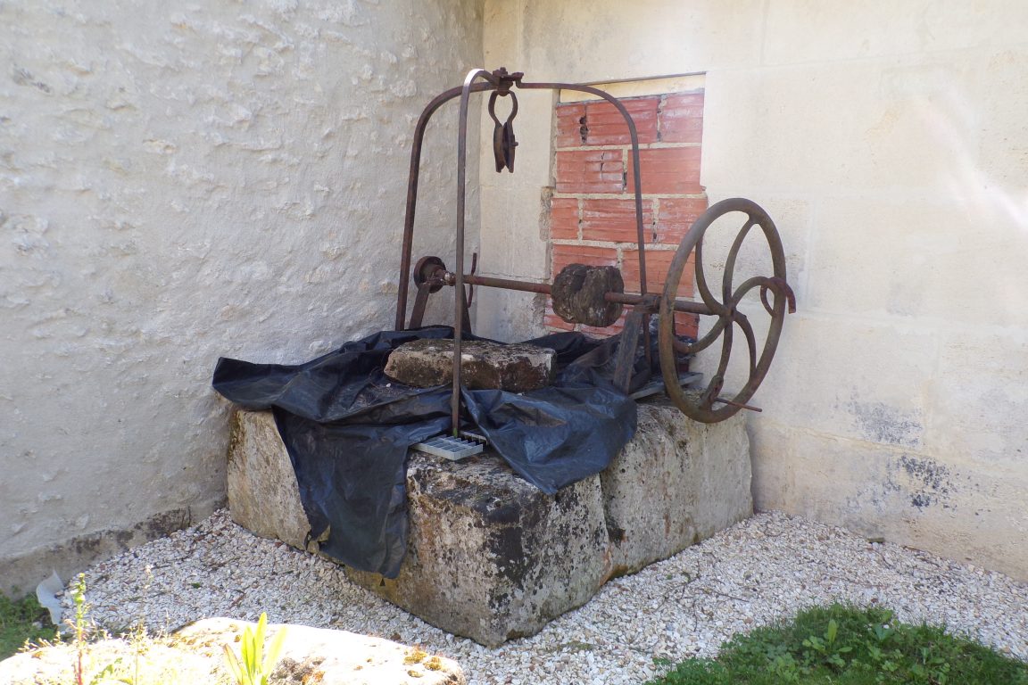 Saint-Sulpice de Cognac - Le puits de chez Jouannais (13 avril 2017)