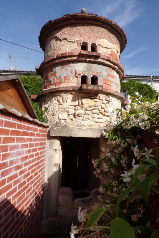 Pigeonnier et puits des Tuileries (28 mai 2017)