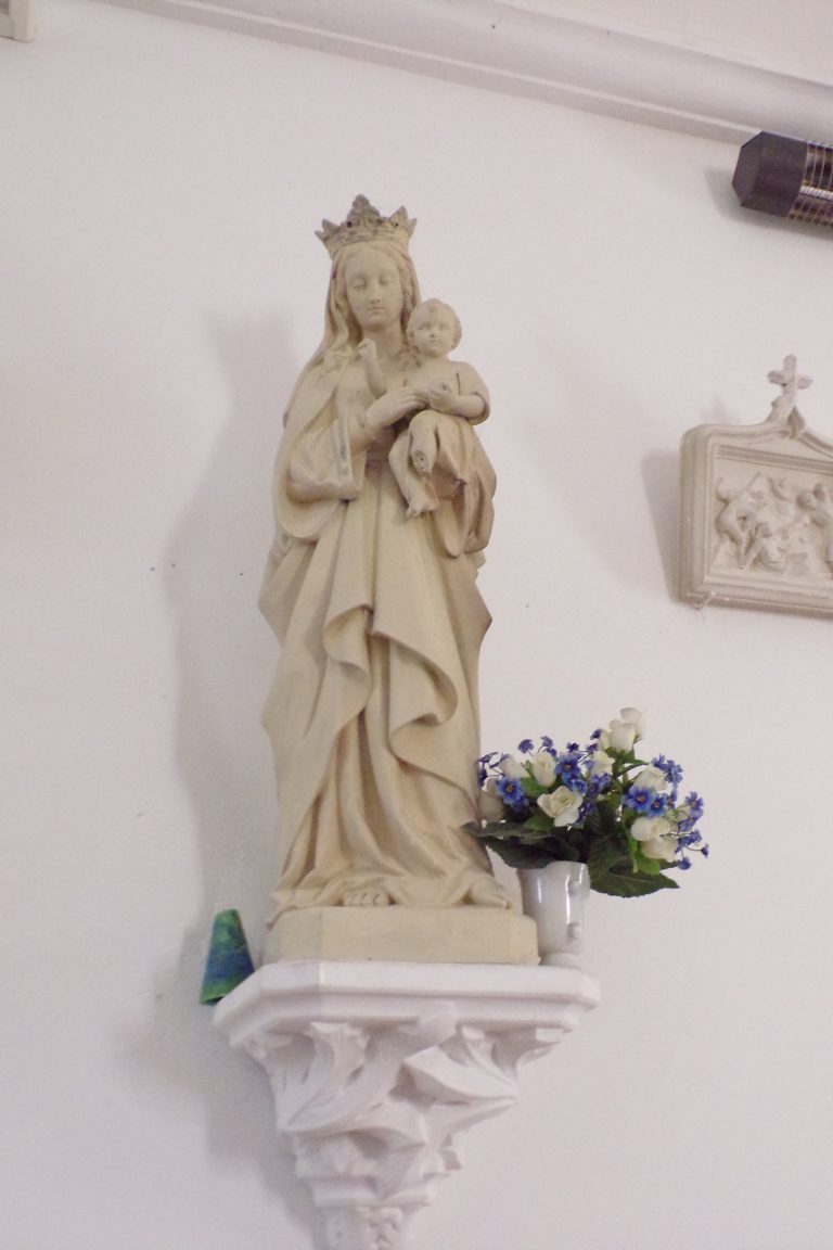 Fleurac - L'église Sainte-Élisabeth - Vierge et l'Enfant (15 juin 2017)