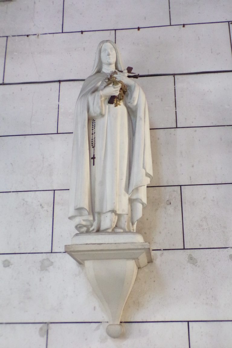 Javrezac - L'église Saint-Pierre - Sainte Thérèse de Lisieux (22 juin 2017)