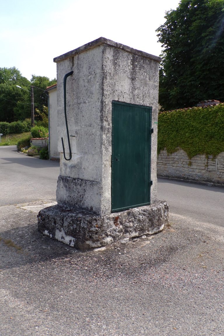 Sonneville - Un puits (15 juin 2017)