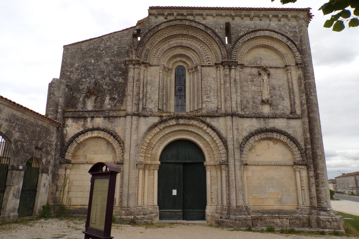 Matha - L'église Sainte-Hérie (21 juillet 2017)