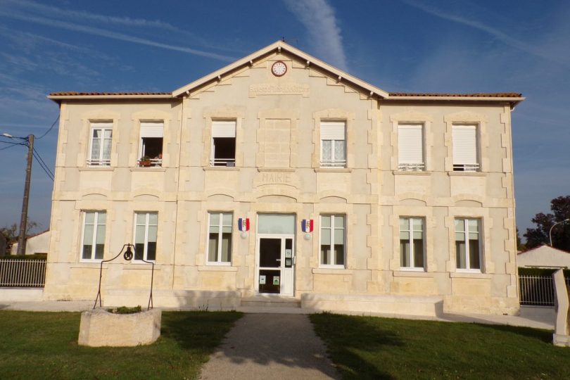 Mesnac - La mairie (24 septembre 2017)