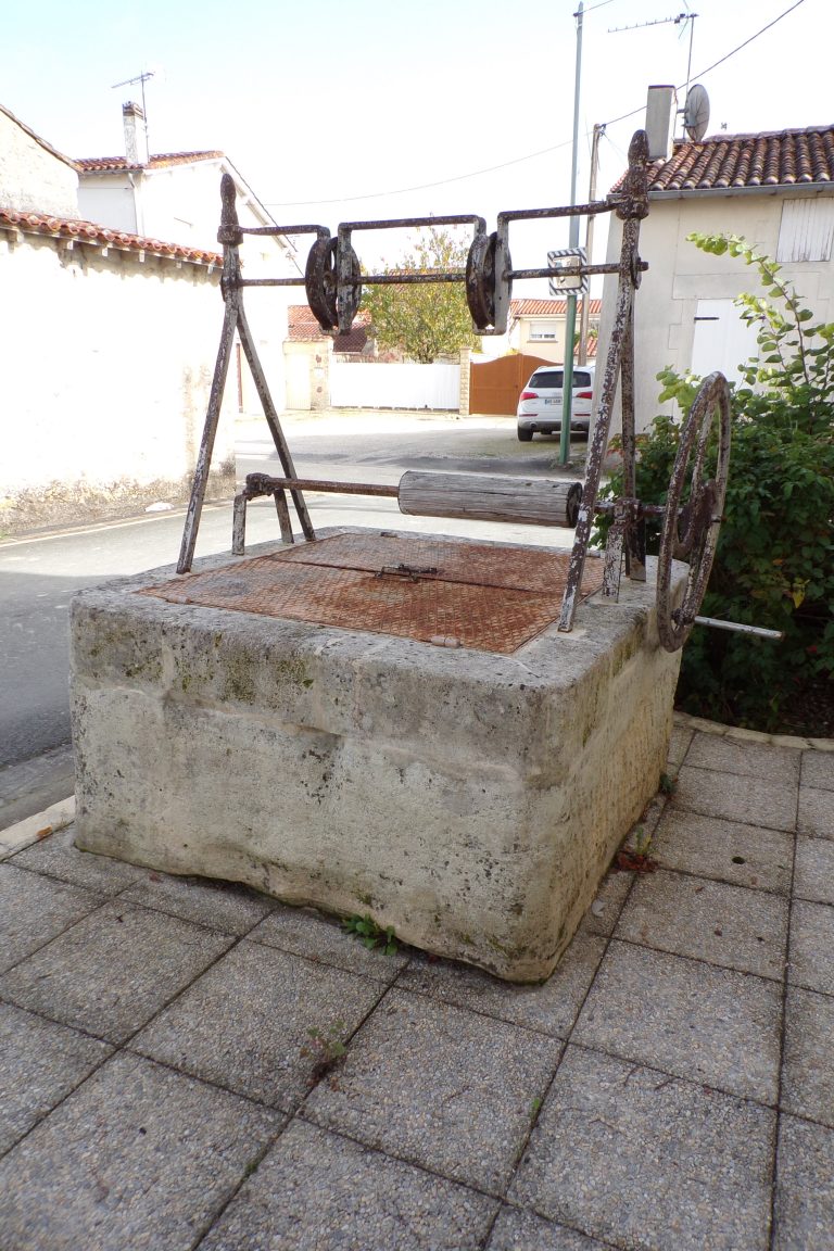 Merpins - Le puits de la rue du Puits (15 octobre 2017)