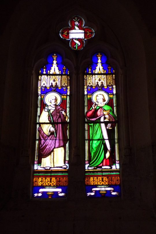 Lignières-Sonneville - L'église Notre-Dame - Un vitrail (1 novembre 2017)