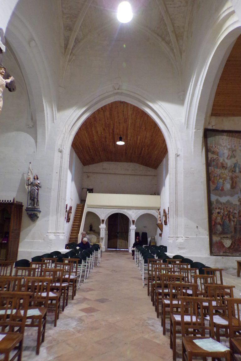 Sonnac - L'église Saint-Etienne - Vue de l'autel (2 janvier 2018)