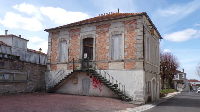 Genté - L'ancienne mairie (5 avril 2018)