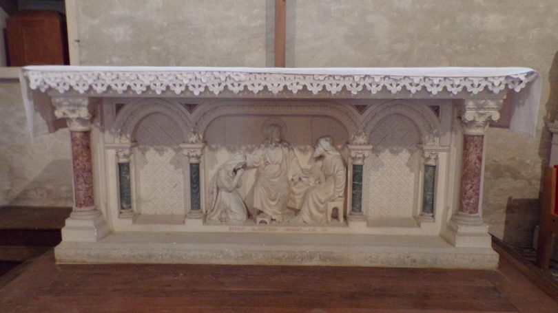 Réparsac - L'église Saint-Pierre - L'autel (10 avril 2018)