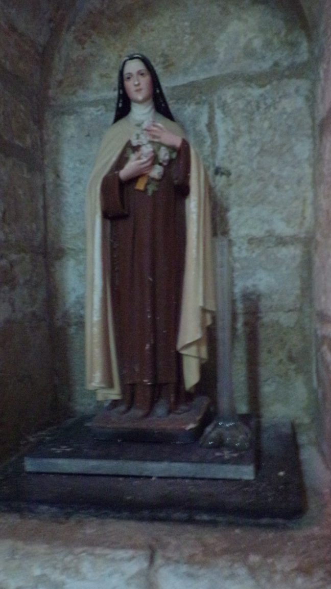 Macqueville - L'église Saint-Etienne - Sainte Thérèse de Lisieux dite "Sainte Thérèse de l’Enfant Jésus" (27 avril 2018)