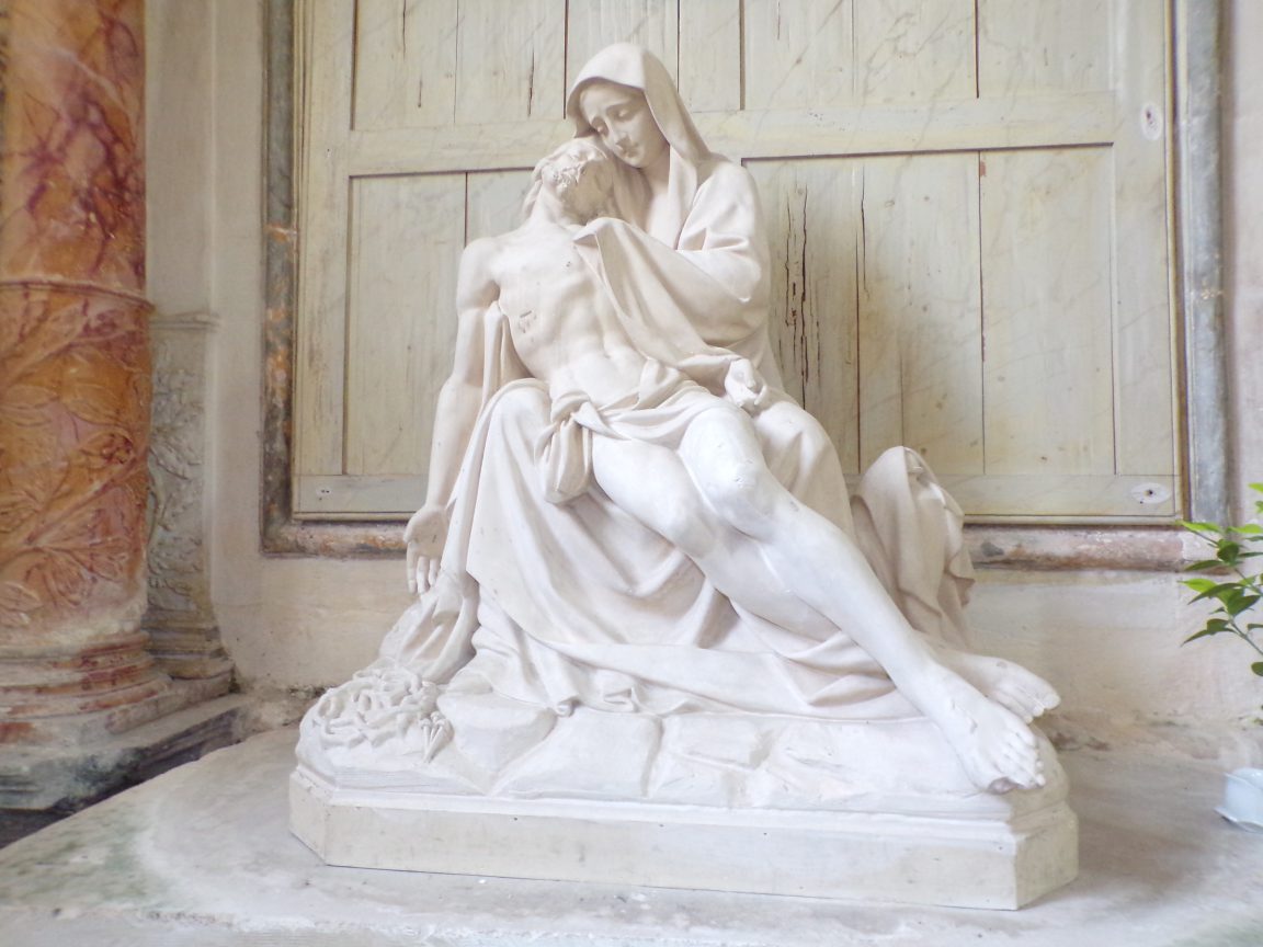 Ars – L’Eglise Saint-Maclou - La Vierge de Pitié (24 mai 2018)