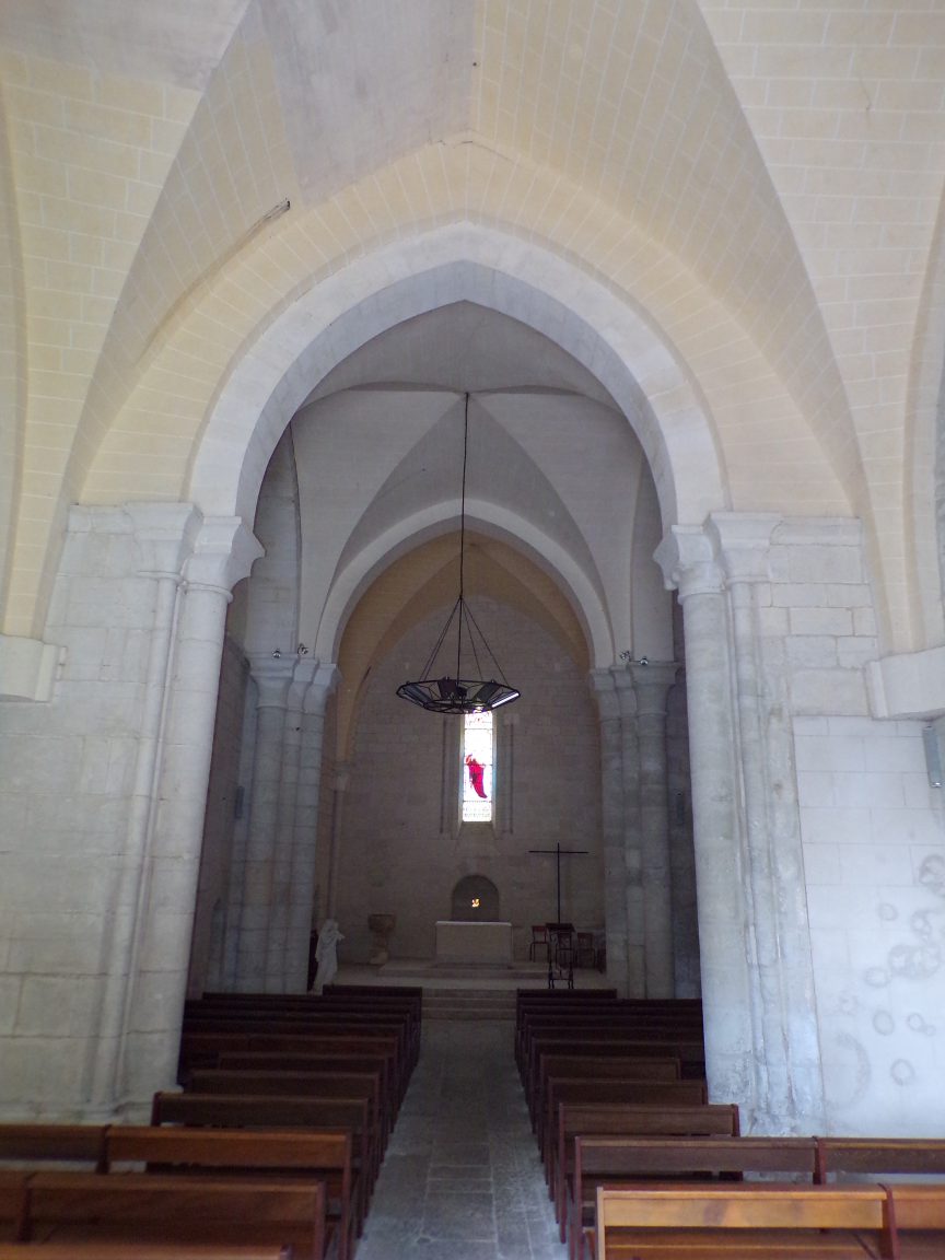 Merpins - L'église Saint-Rémy - Vue de l'entrée (28 mai 2018)