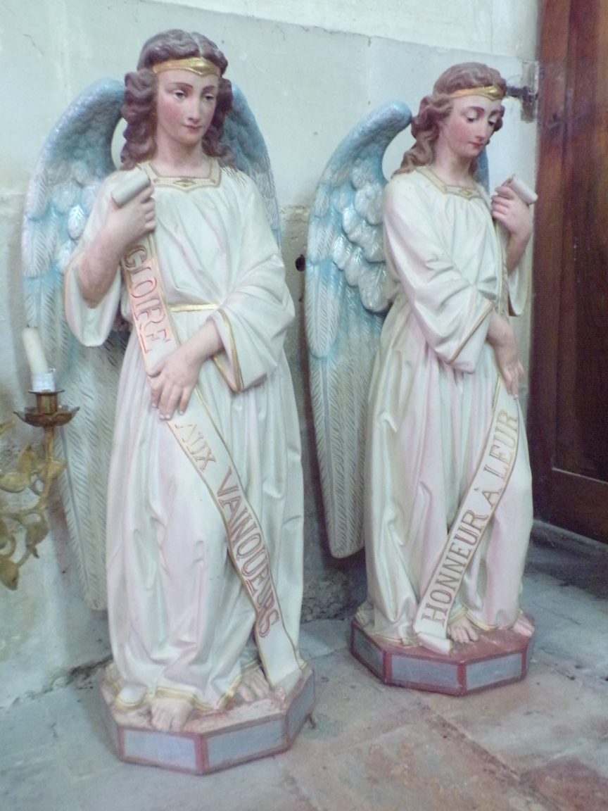 Brives sur Charente - L'église Saint-Etienne - Des anges (27 juin 2018)