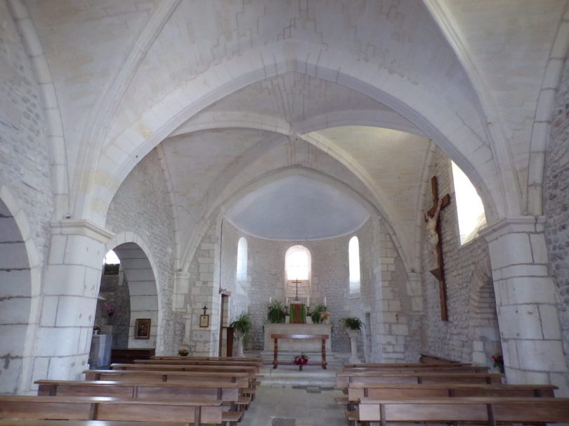 Dompierre-sur Charente - L'église Saint-Blaise - Vue de l'entrée (8 juin 2018)