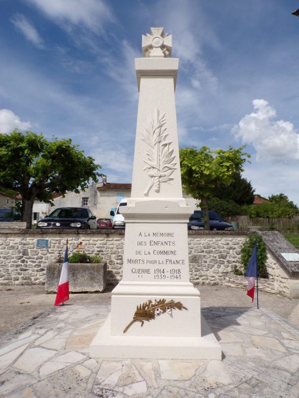Dompierre-sur Charente - Le monument aux morts (8 juin 2018)