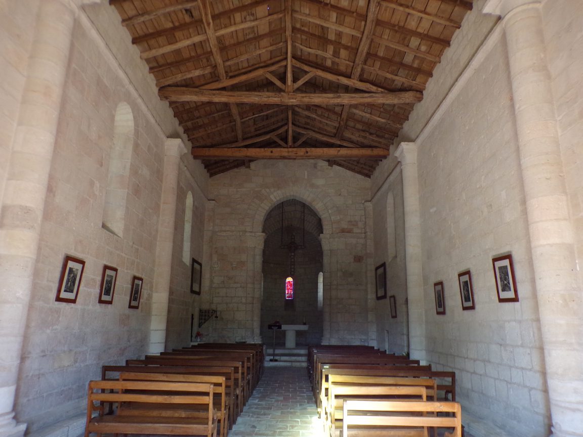 Le Seure - L'église Notre-Dame de l'Assomption - Vue de l'entrée (22 juin 2018)