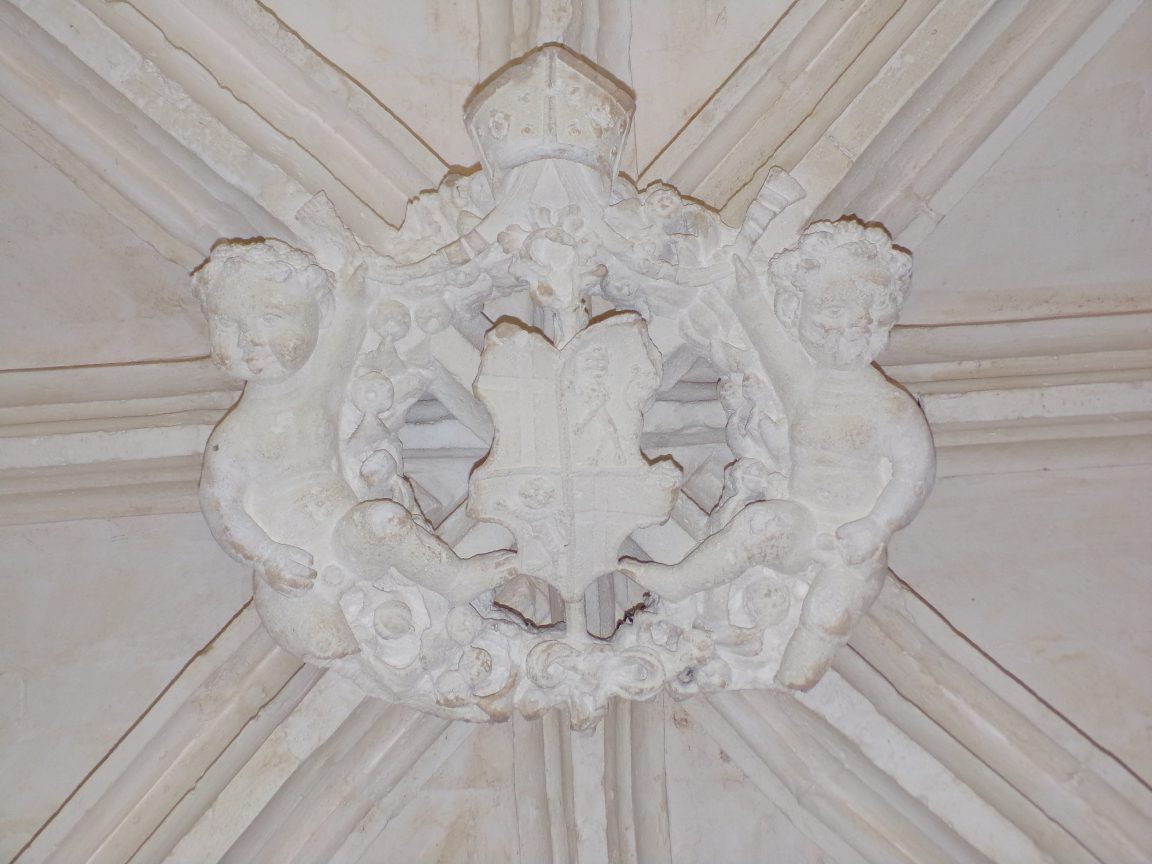 Merpins - L'abbaye Notre-Dame de la Frenade - Une clé de voûte (4 juin 2018)