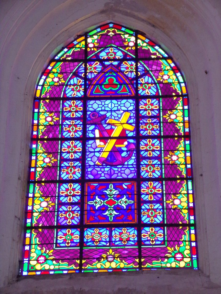 Pérignac - L'église Saint-Pierre - Le vitrail (25 juin 2018)