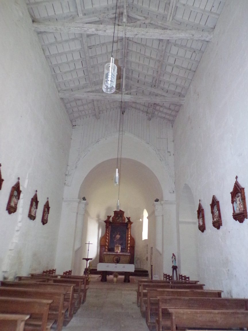 Saint-André - L'église Saint-André - Vue de l'entrée (6 juin 2018)