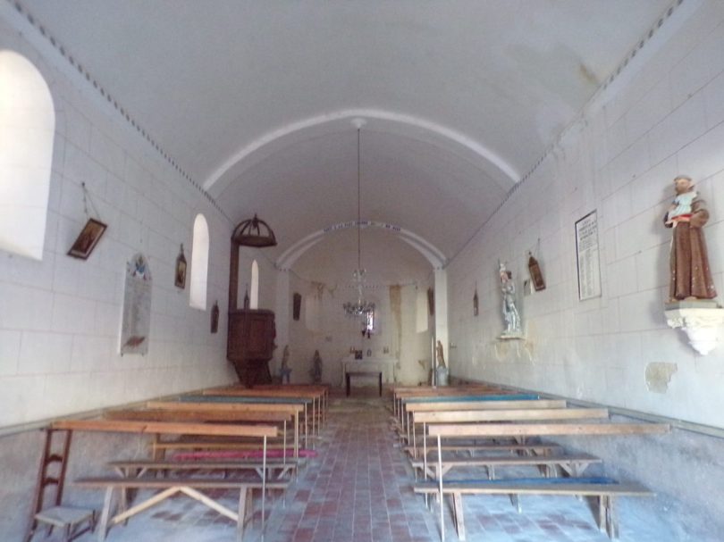 Courbillac - L'église d'Herpes - Vue de l'entrée (23 juillet 2018)