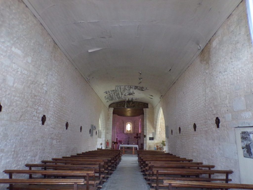 Rouffiac - L'église Saint-Vivien - Vue de l'entrée (17 juillet 2018)