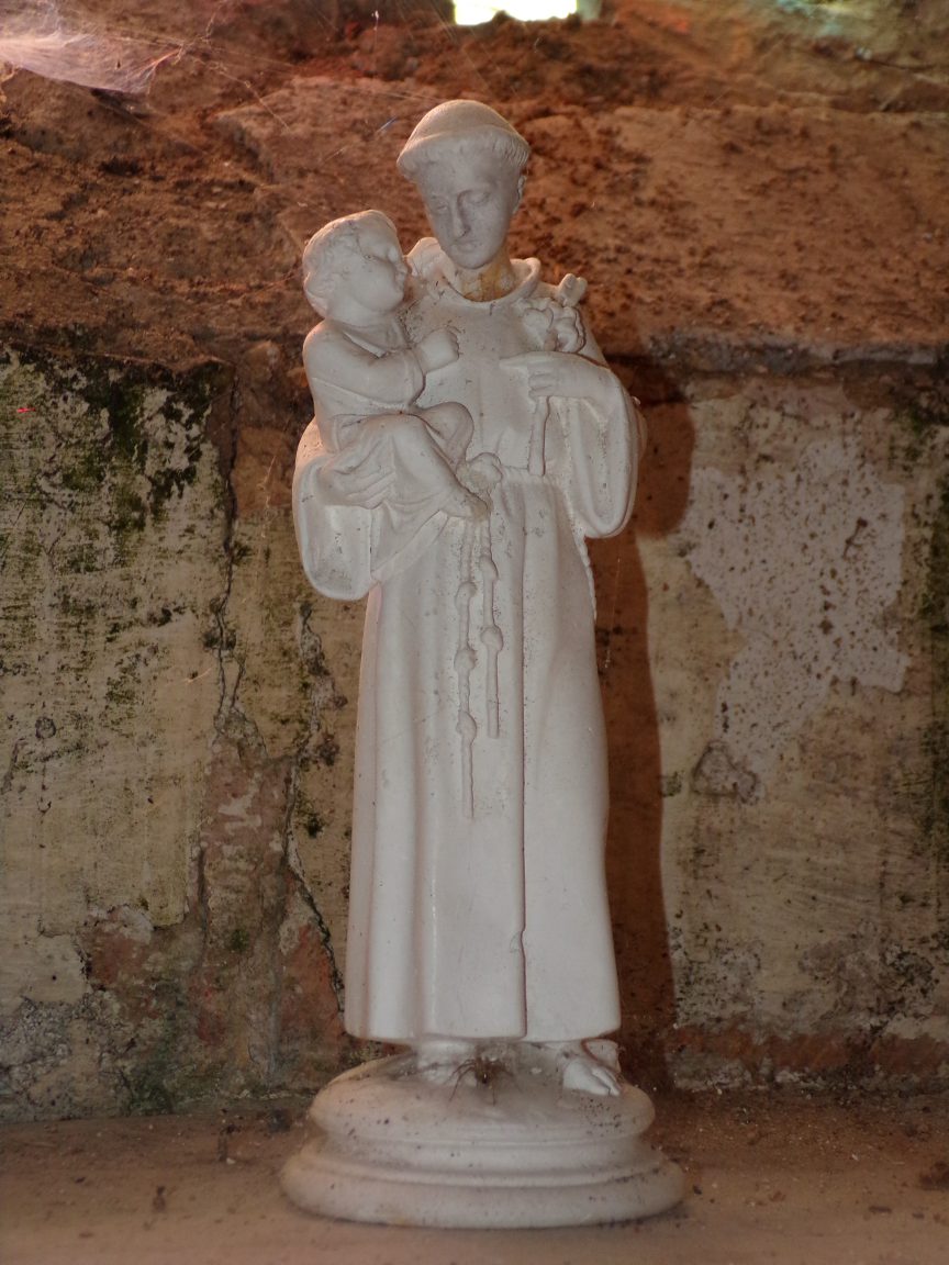 Ballans - L'église Saint-Jacques - Saint Antoine de Padoue (20 août 2018)