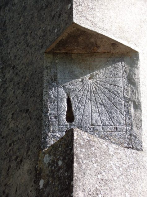 Église Sainte-Marie-Madeleine de Crouin - Cadran solaire (18 août 2018)