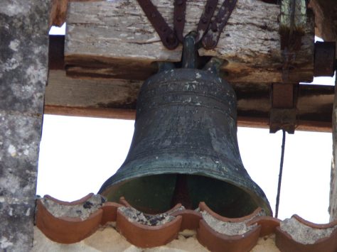 Église Sainte-Marie-Madeleine de Crouin - La cloche (18 août 2018)