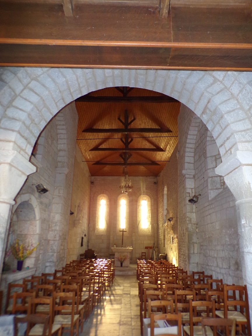 Houlette - L'église Saint-Martin - Vue de l'entrée (20 août 2018)