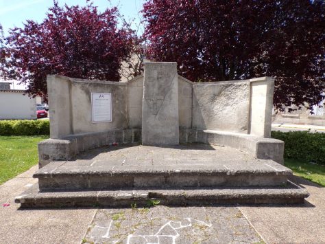 Place du Général de Gaulle - A la mémoire du Général de Gaulle (22 mai 2019)
