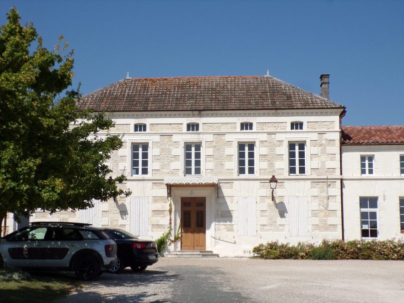 Brie-sous-Matha - La mairie (3 juillet 2019)