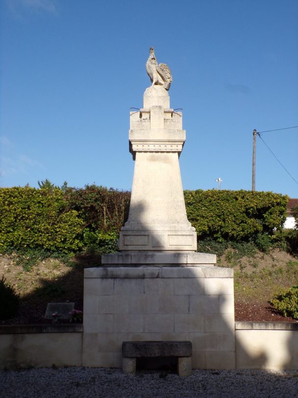 Javrezac - Le monument aux morts (5 mars 2019)
