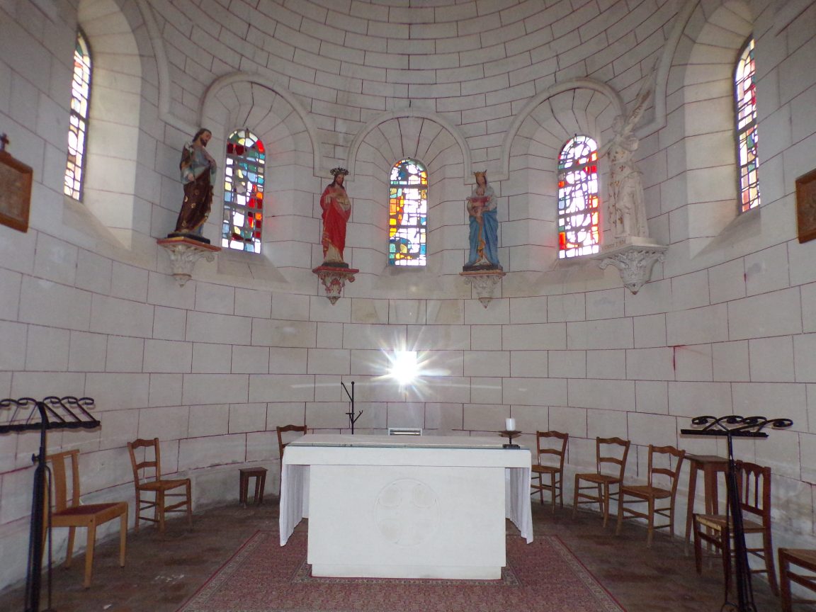 Gondeville - L'église Notre-Dame - L'Autel (21 septembre 2019)