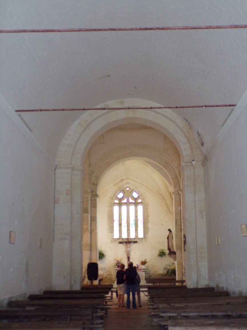 Ambleville - L'église Saint-Pierre - Vue de la porte d'entréae (21 septembre 2019)
