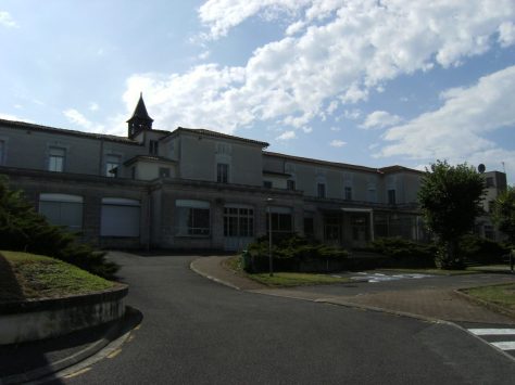 Hôpital Notre-Dame, Hospice, rue de l'Hôpital (12 août 2015)