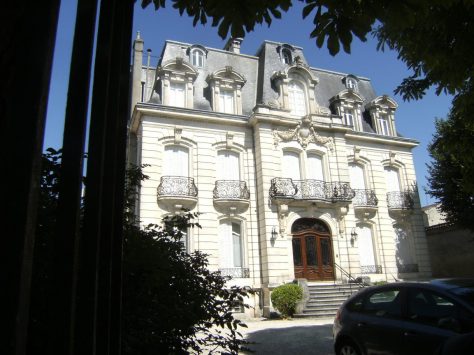 Hôtel (n° 44-46 avenue Firino Martell, 15 juillet 2015)