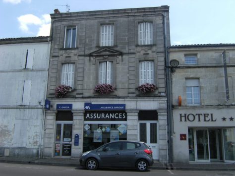 Maison, 10-12 place Bayard (21 juillet 2015)