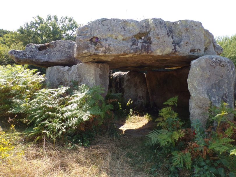 Saint-Brice - Le dolmen de Garde-épée (15 août 2016)