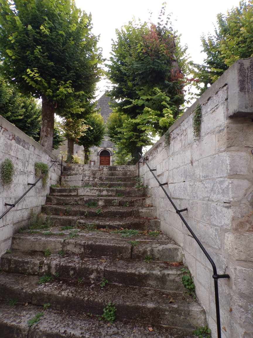 Triac-Lautrait - L'église Saint-Romain (18 août 2016))