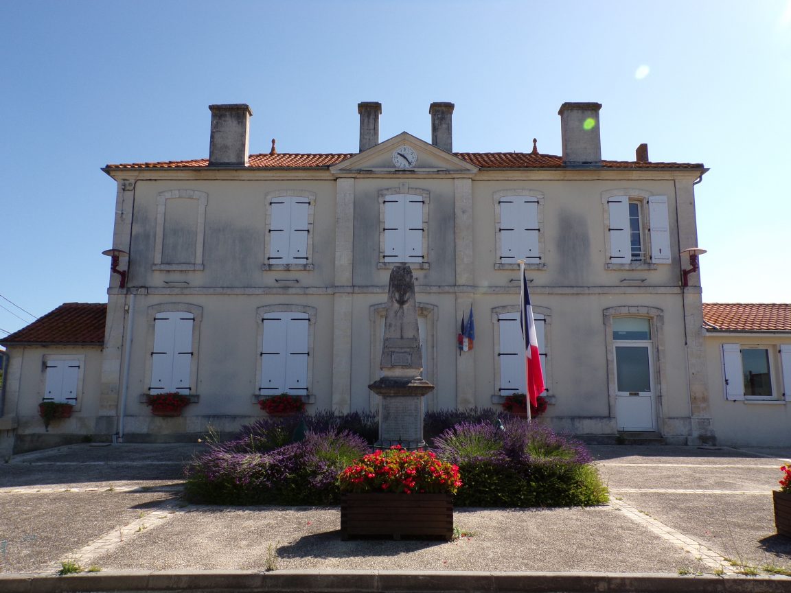 Vibrac - La mairie (22 juin 2020)