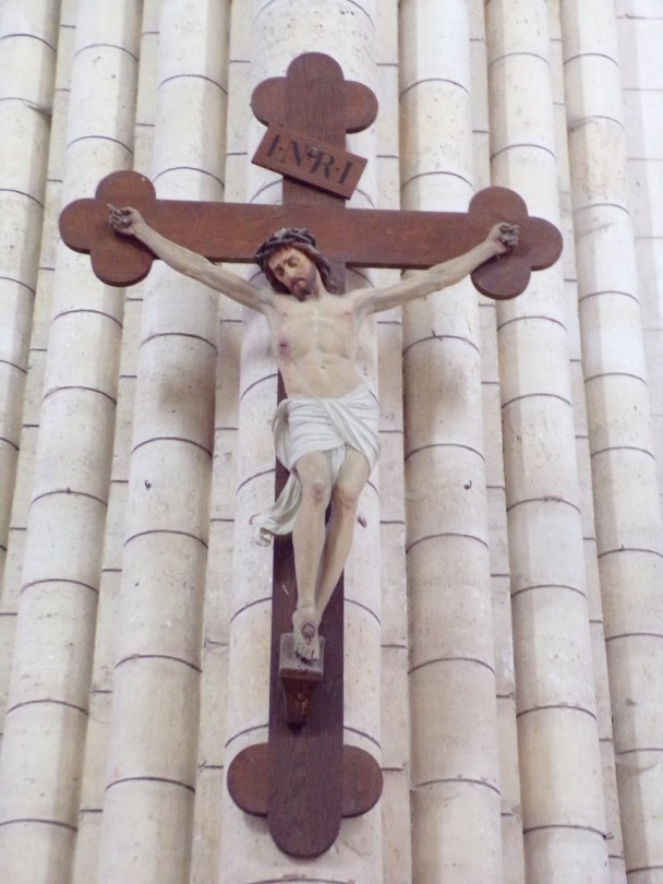 Bassac - L'abbaye Saint-Etienne - Le Crucifix (18 août 2016)