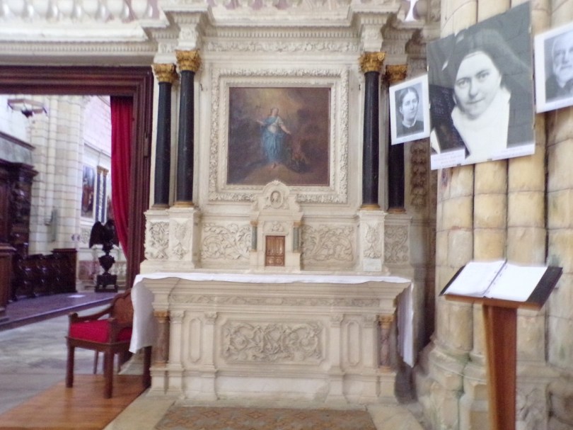 Bassac - L'abbaye Saint-Etienne - 'La chapelle Sainte Thérèse de Lisieux' (18 août 2016)