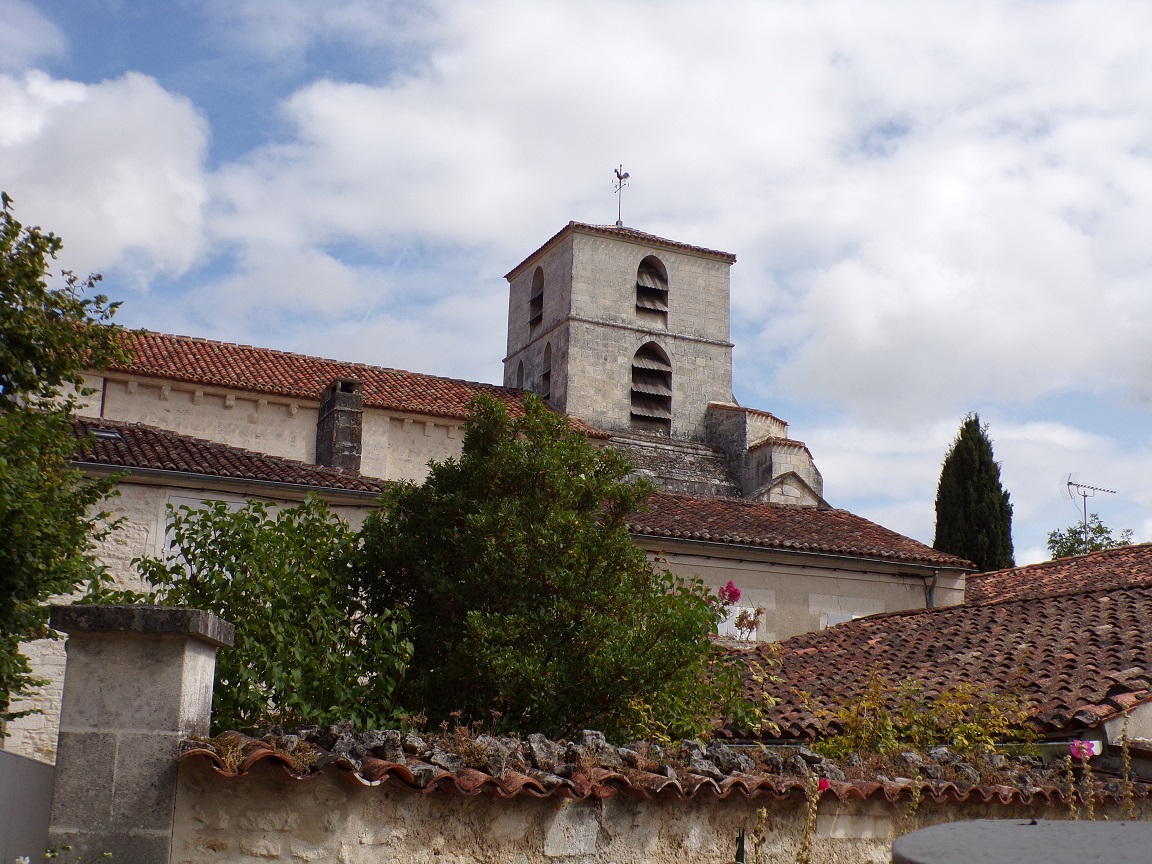 Bourg-Charente - L'église Saint Jean Baptiste (18 août 2016)