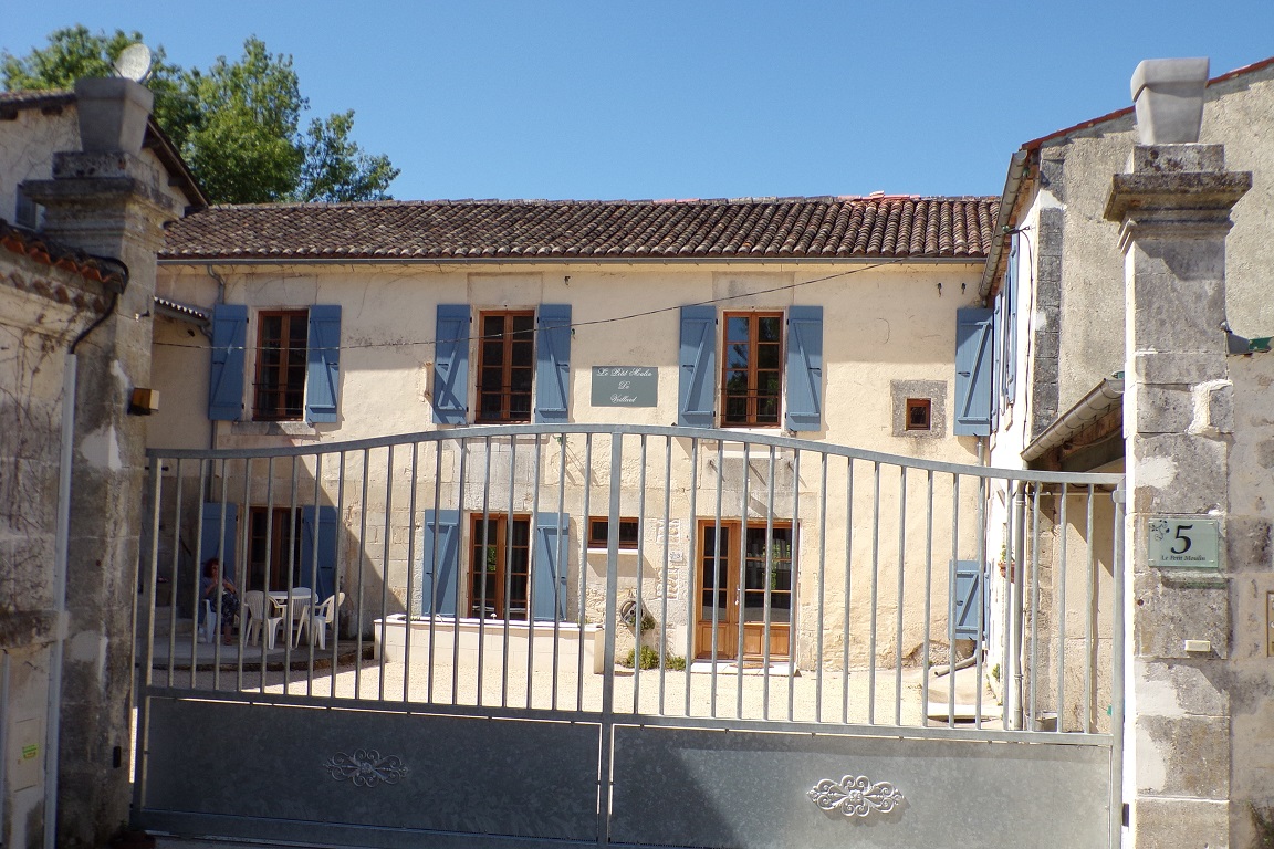 Bourg-Charente - Le petit Moulin de Veillard (24 avril 2017)